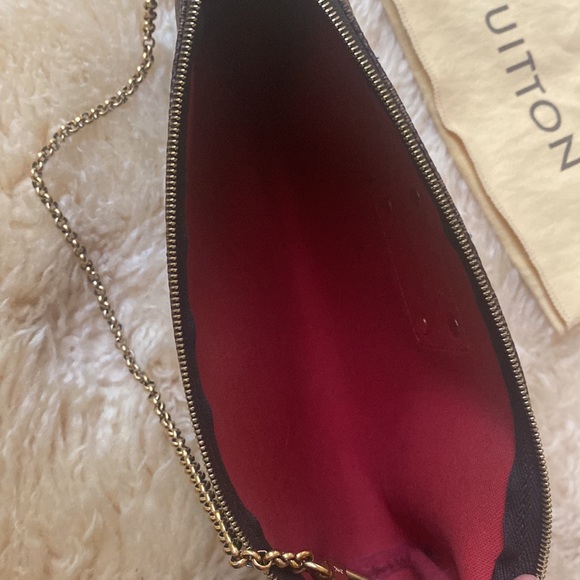 Louis Vuitton Damier Ebene small zip bag - Picture 5 of 9